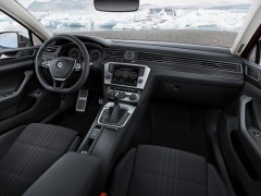 Passat Alltrack from Volkswagen receives a Rugged Suit pic #4155