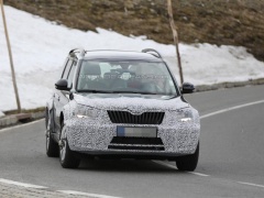 Paparazzi pictured Skoda Snowman / Polar Latest Test Mule in the Alps pic #4426