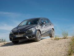 Testing of BMW 2 Series Active Tourer Plug-in Hybrid Tech pic #4508