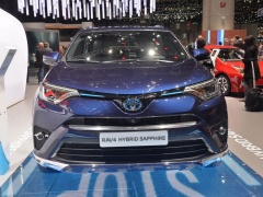 See the RAV4 Sapphire Hybrid Concept from Toyota pic #5043