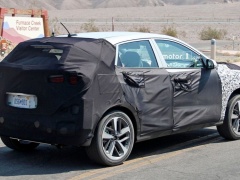 Compact Crossover From Hyundai Spied In The Desert pic #5302