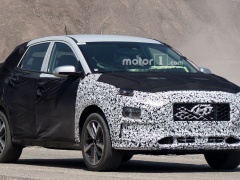 Compact Crossover From Hyundai Spied In The Desert pic #5303