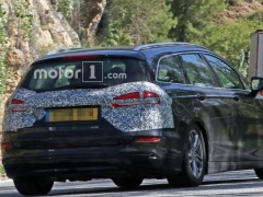 Updated Ford Mondeo is being tested in Europe