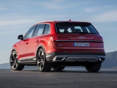 Audi Q7 has been updated and prepare for sales