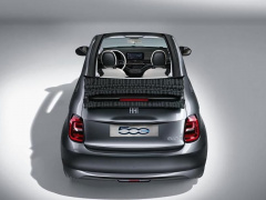The appearance of the new electric Fiat 500 declassified