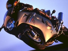 Honda CBR 1100XX Super Blackbird pic