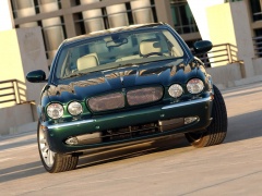 Jaguar XJR pic