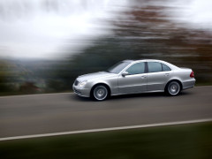 E-Class W211 photo #17108