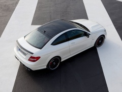 mercedes-benz c63 amg coupe pic #78711