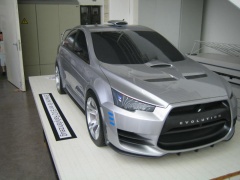 Mitsubishi Lancer Evolution Concept-X rally pic