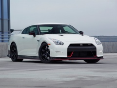 nissan gt-r nismo pic #131176