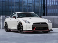 nissan gt-r nismo pic #131186