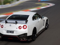 nissan gt-r nismo pic #174527