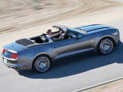 ford mustang convertible pic #137878