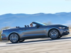 ford mustang convertible pic #137892