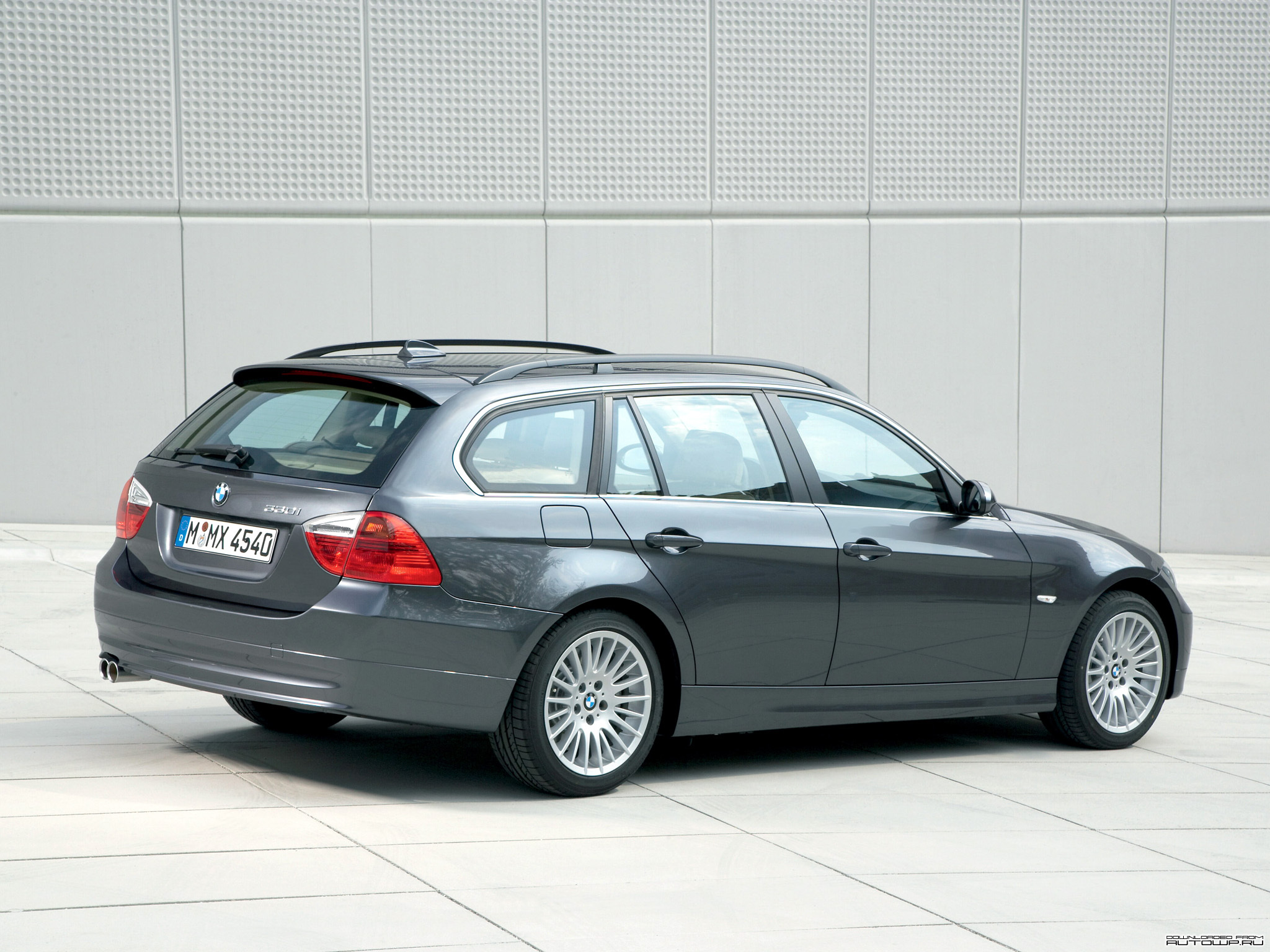 BMW 3series E91 Touring photos PhotoGallery with 61
