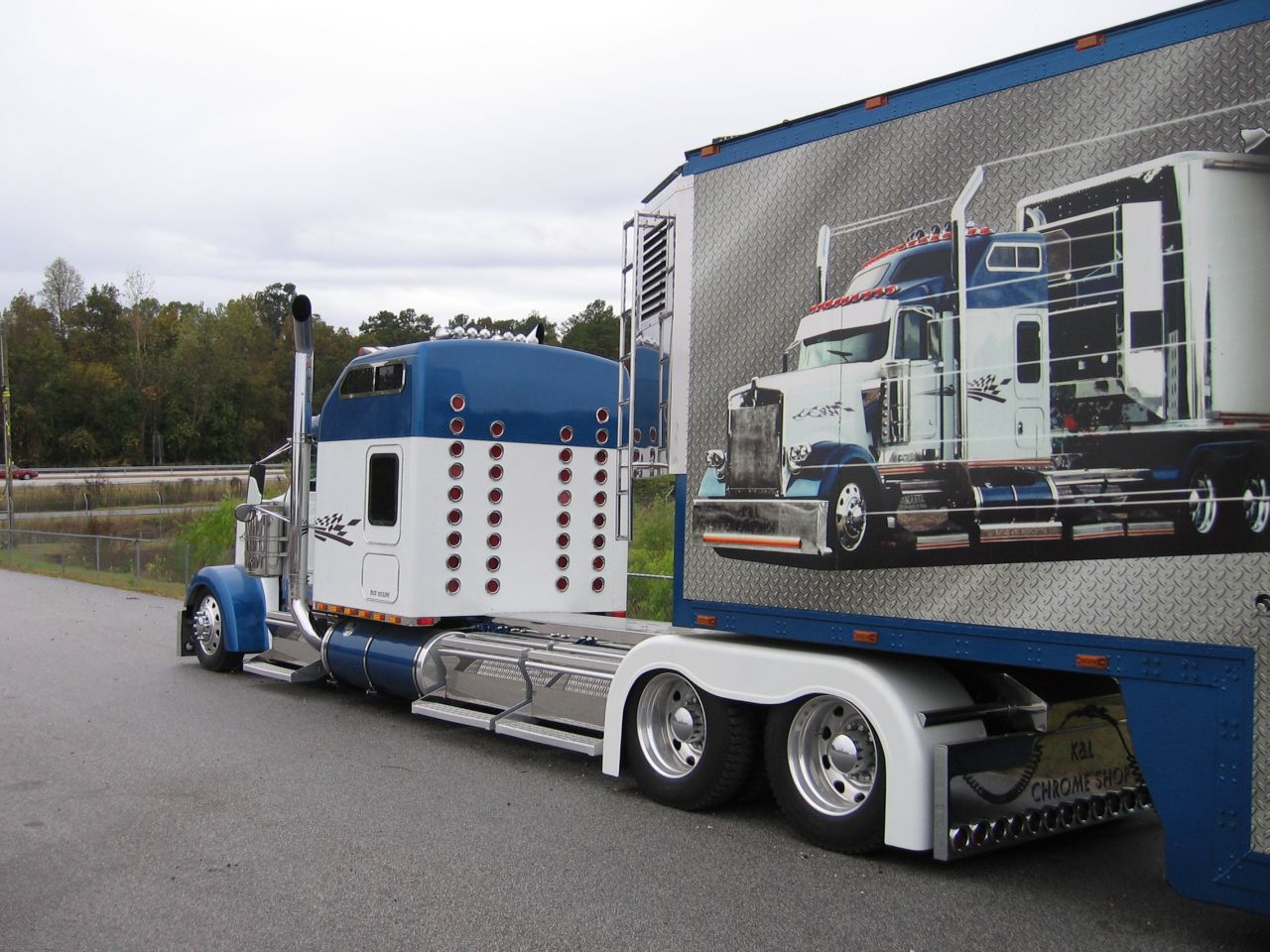 Kenworth W900 photos  PhotoGallery with 20 pics CarsBase.com